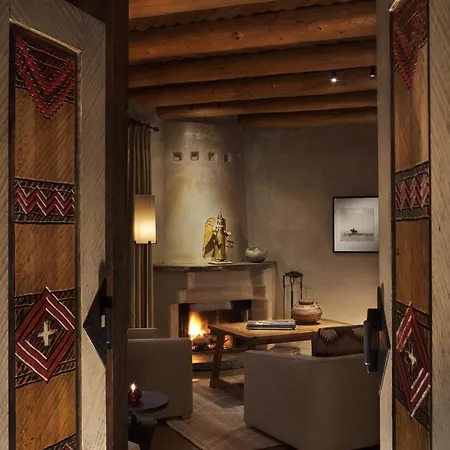 Rosewood Of The Anasazi 5*